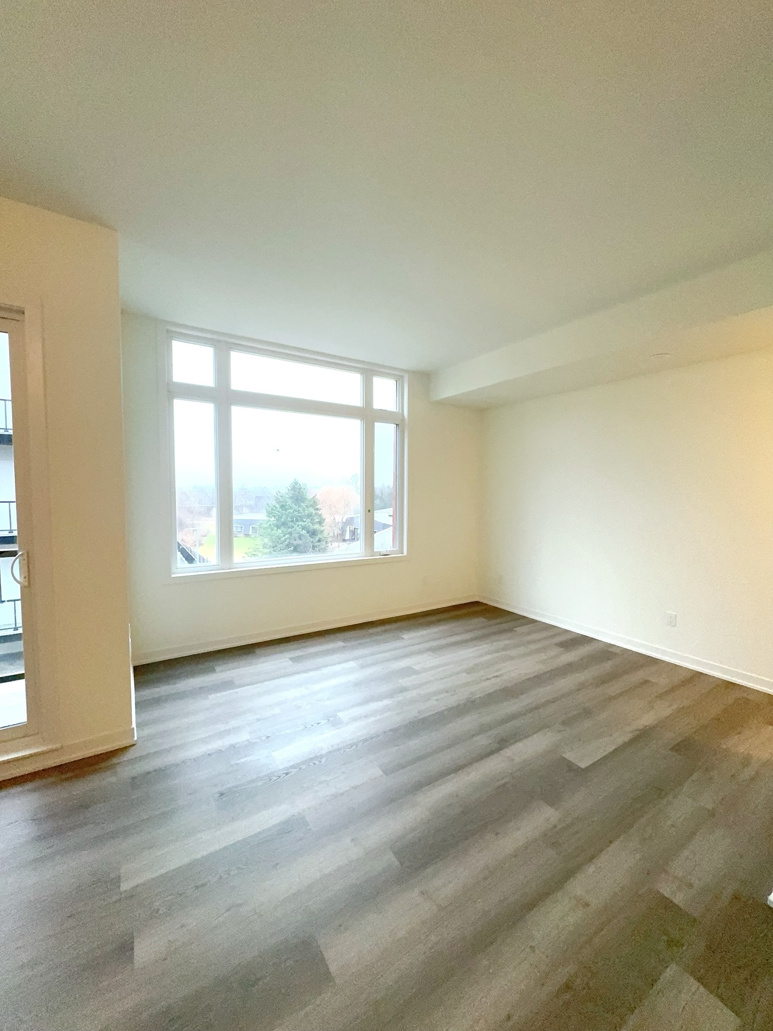 Dining area combined with living — open concept main floor