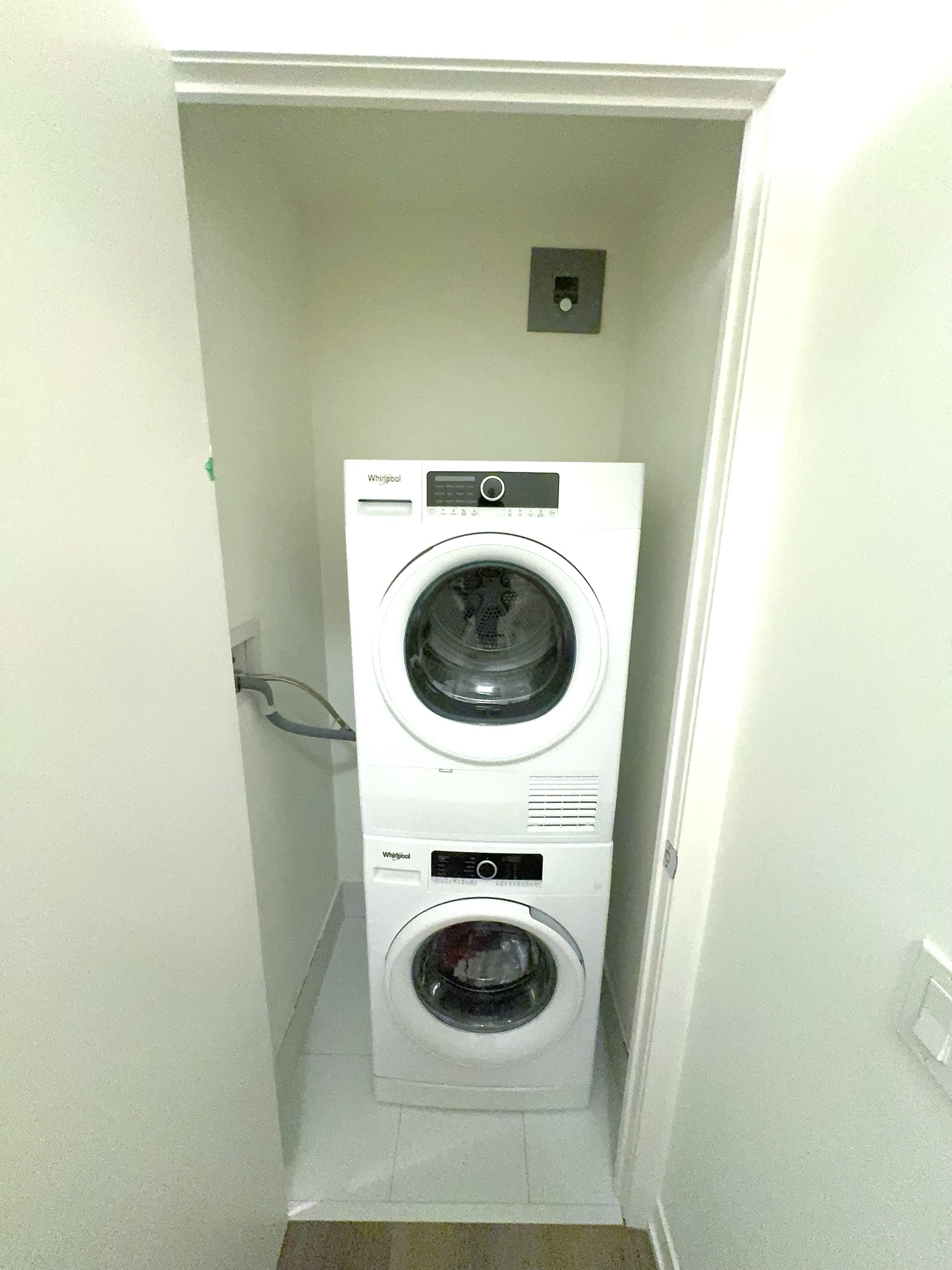 Upper level ensuite laundry