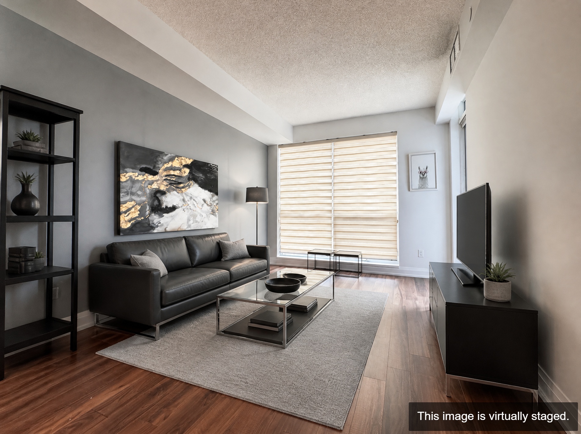 Virtually staged — dining area