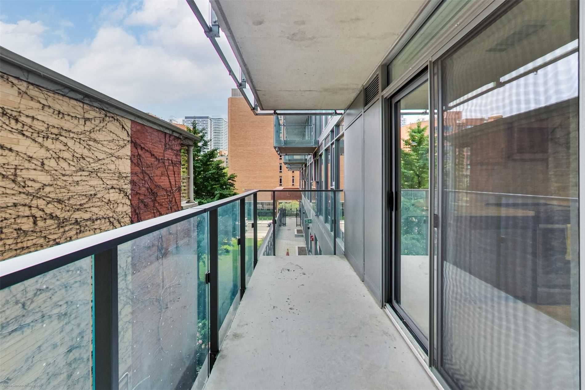 Foyer and entry