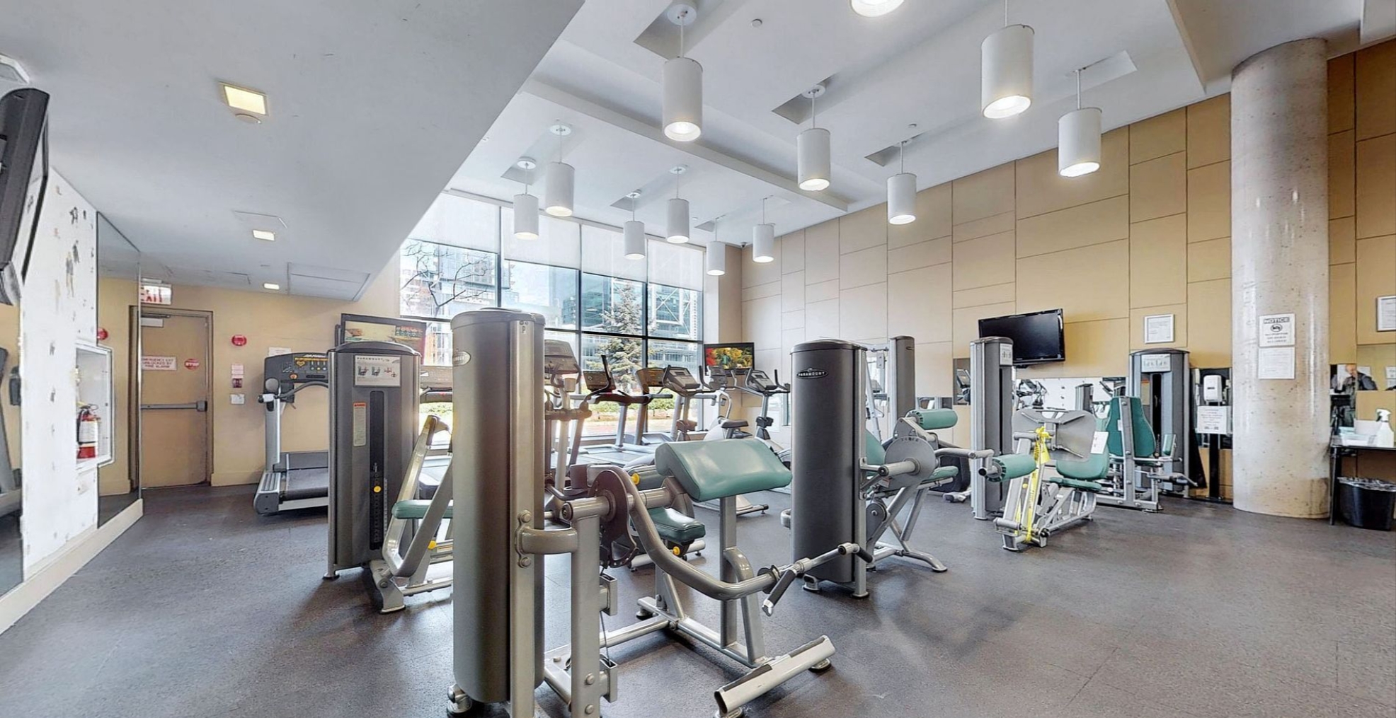 Building fitness centre with city views