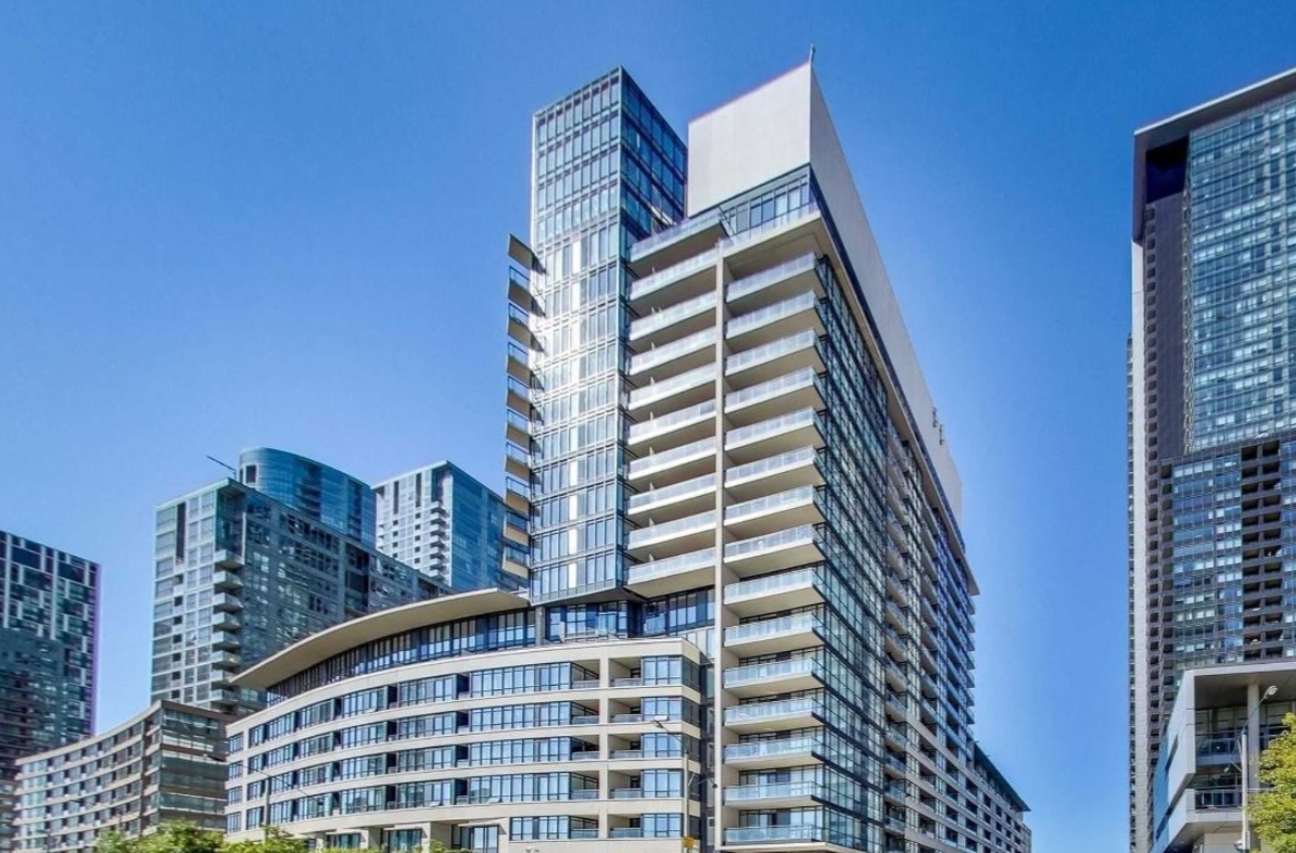 8 Telegram Mews Unit 833 Toronto waterfront loft for sale